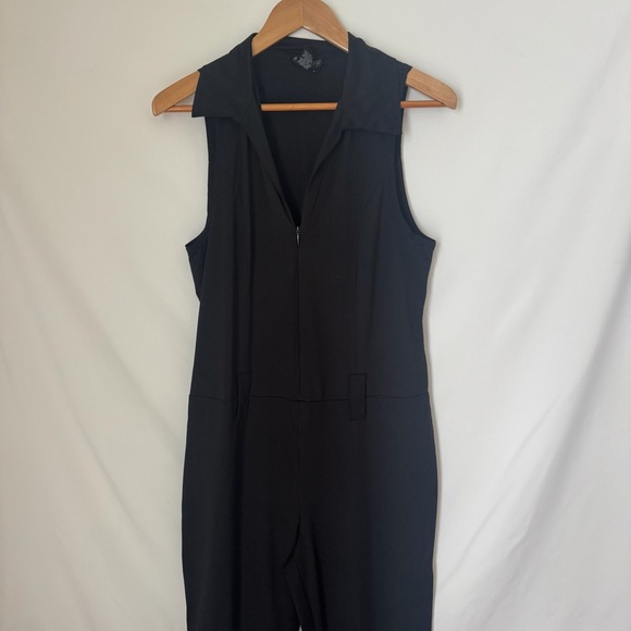 VENUS Pants - VENUS Classic Black Zip-Up Jumpsuit